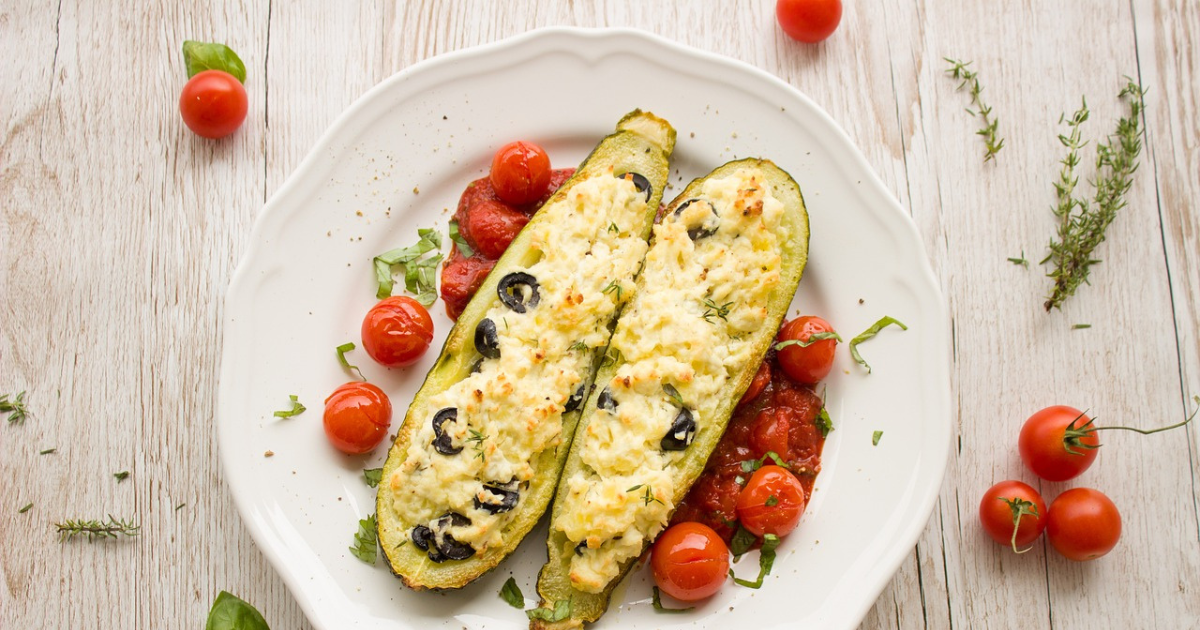 cheesy garlic zucchini steaks